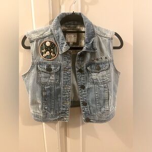Customized One of a Kind embellished Denim Original Jean Vest Size M I LOVE H81